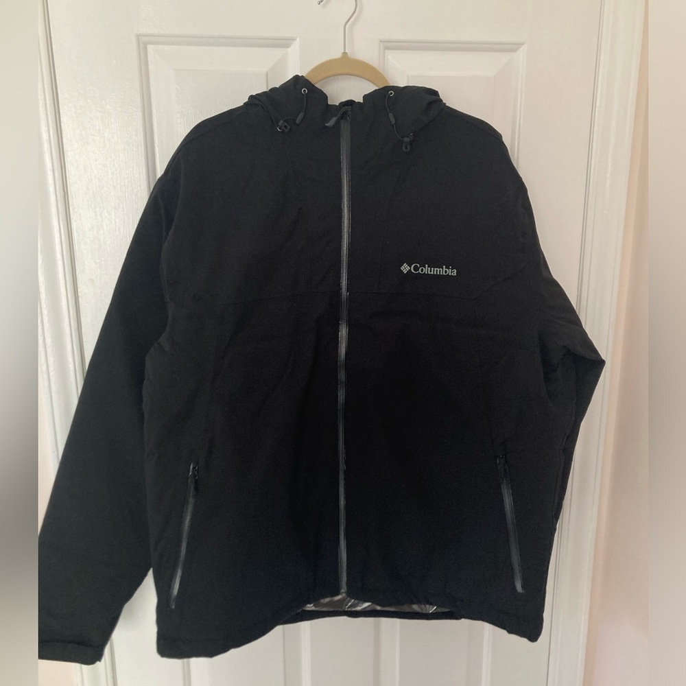 Columbia Men’s XL Black Insulated Jacket